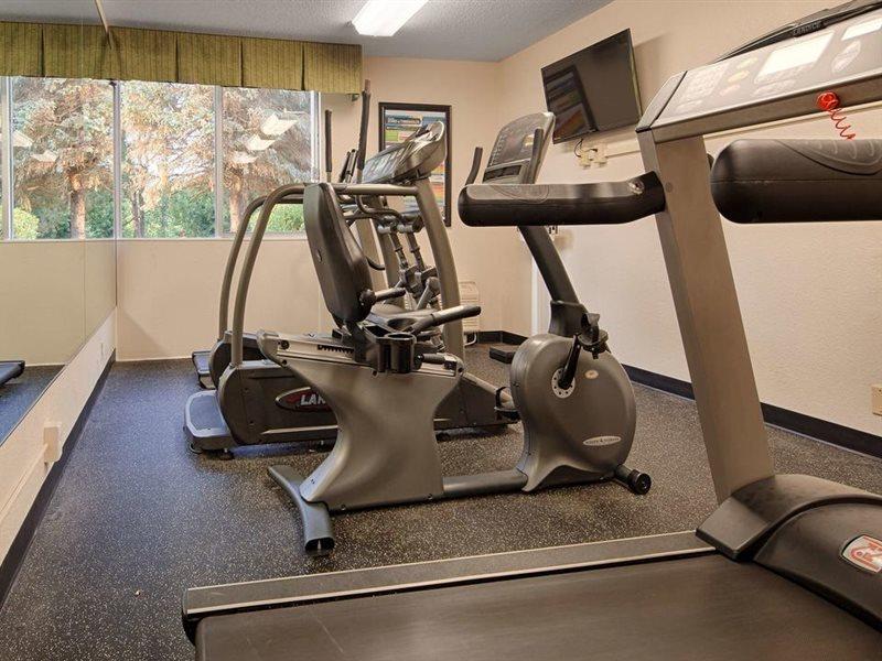Baymont Inn & Suites Marietta Esterno foto