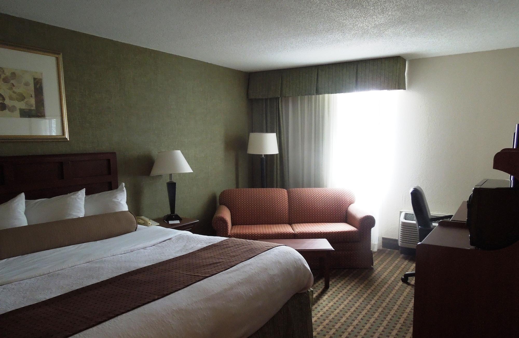 Baymont Inn & Suites Marietta Esterno foto