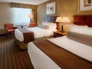 Baymont Inn & Suites Marietta Camera foto